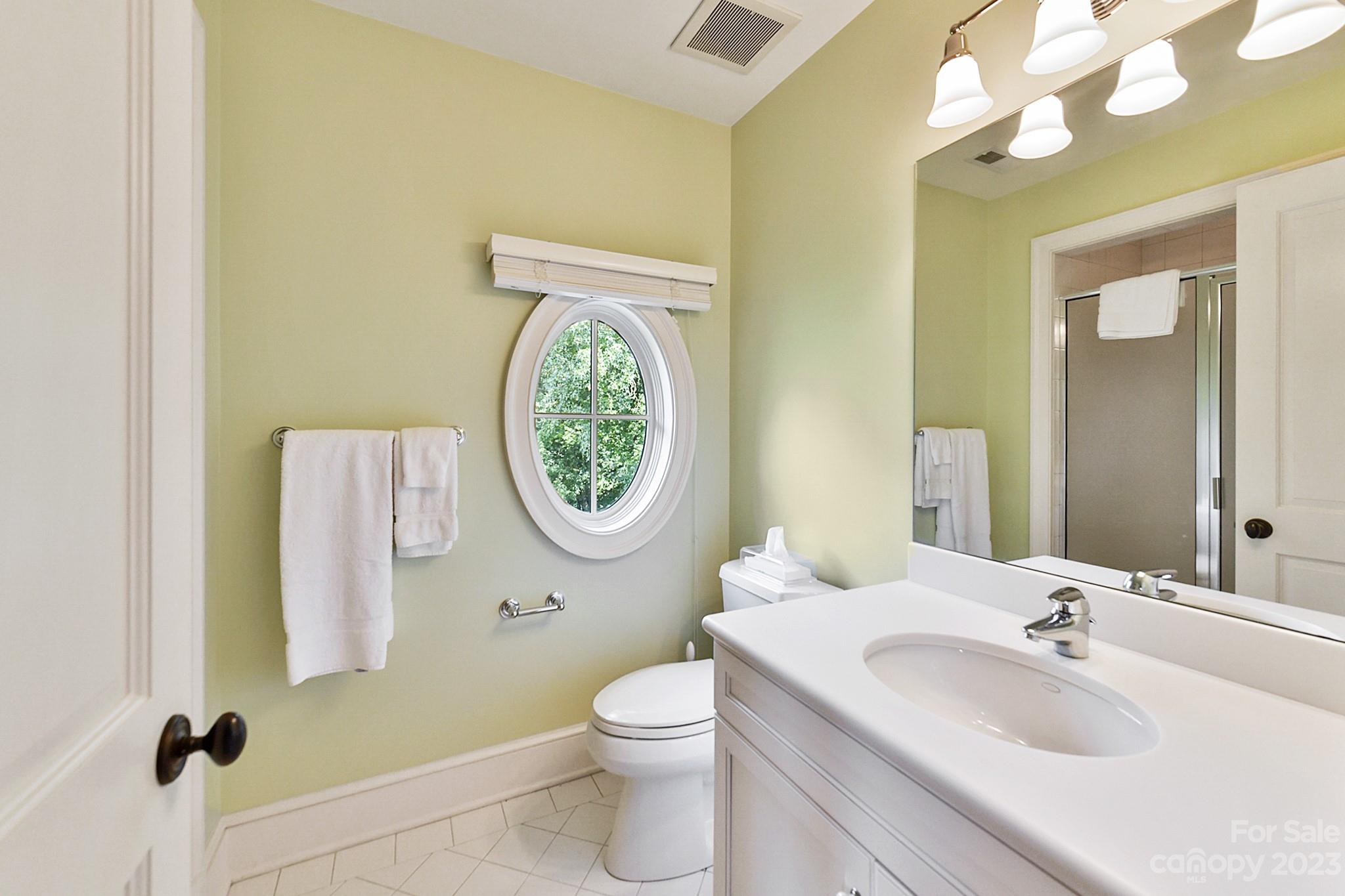 322 Eastover Road Charlotte, NC 28207 - Photo 28 of 47 Gallery Image 28