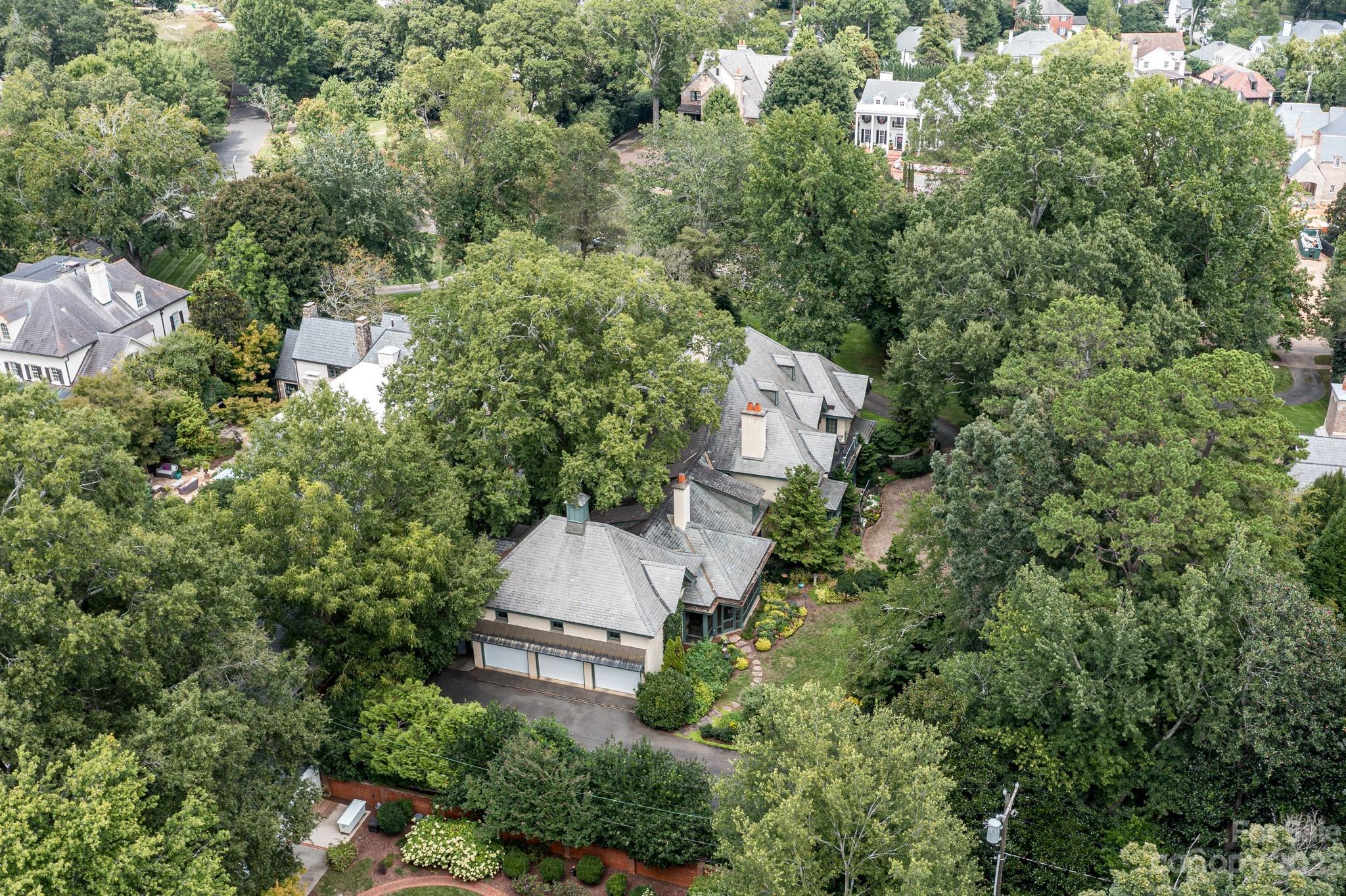 322 Eastover Road Charlotte, NC 28207 - Photo 45 of 47 Gallery Image 45