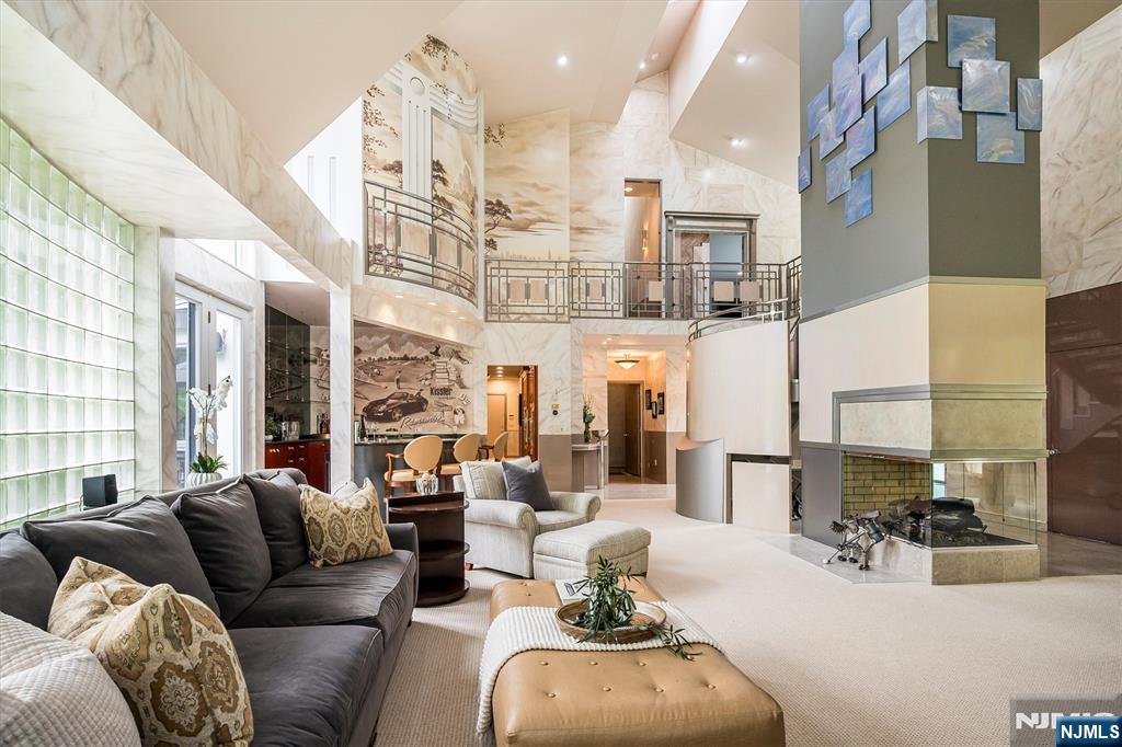 4 Hunter Ridge Woodcliff Lake, NJ 07677 - Photo 9 of 24