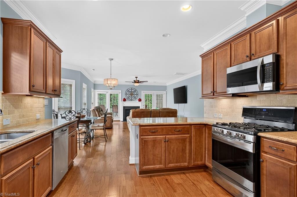 204 Jordan Ridge Way Jamestown, NC 27282 - Photo 9 of 38