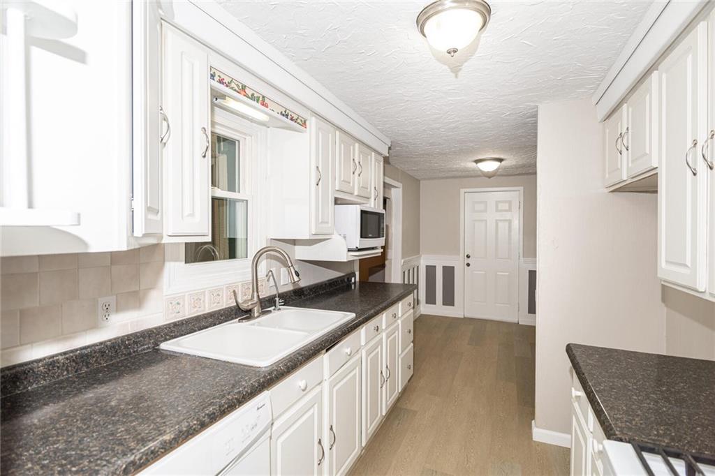 609 North Pendleton Avenue Pendleton, IN 46064 - Photo 10 of 30 Gallery Image 10