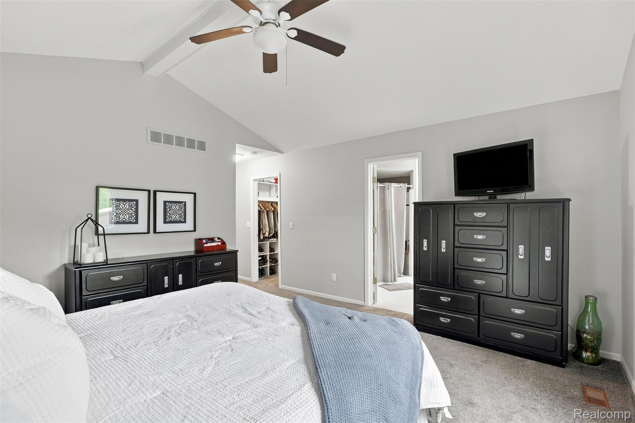 47676 Sandy Ridge Drive Macomb, MI 48044 - Photo 26 of 55 23_114.jpg