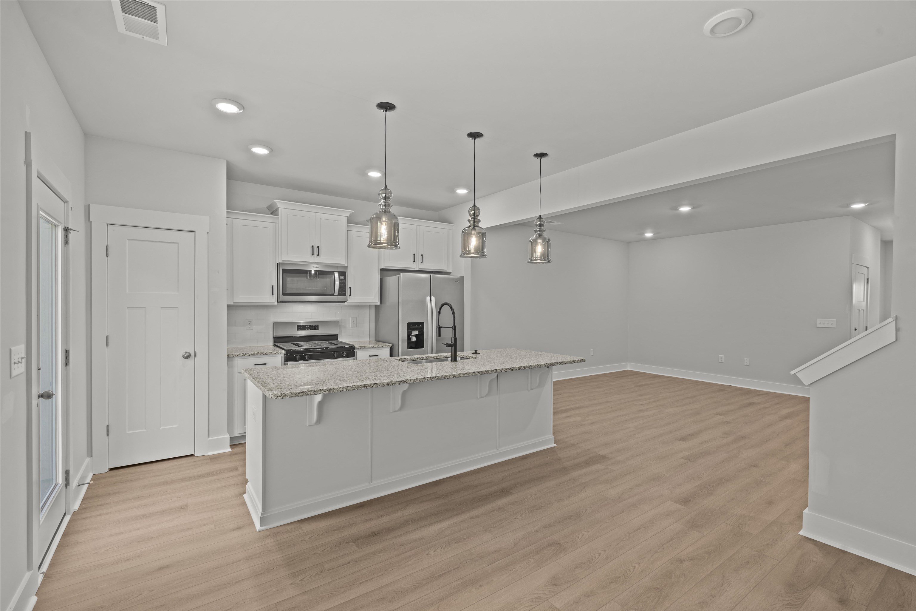1310 Maplesmith Way Moore, SC 29369 - Photo 8 of 31 Gallery Image 8