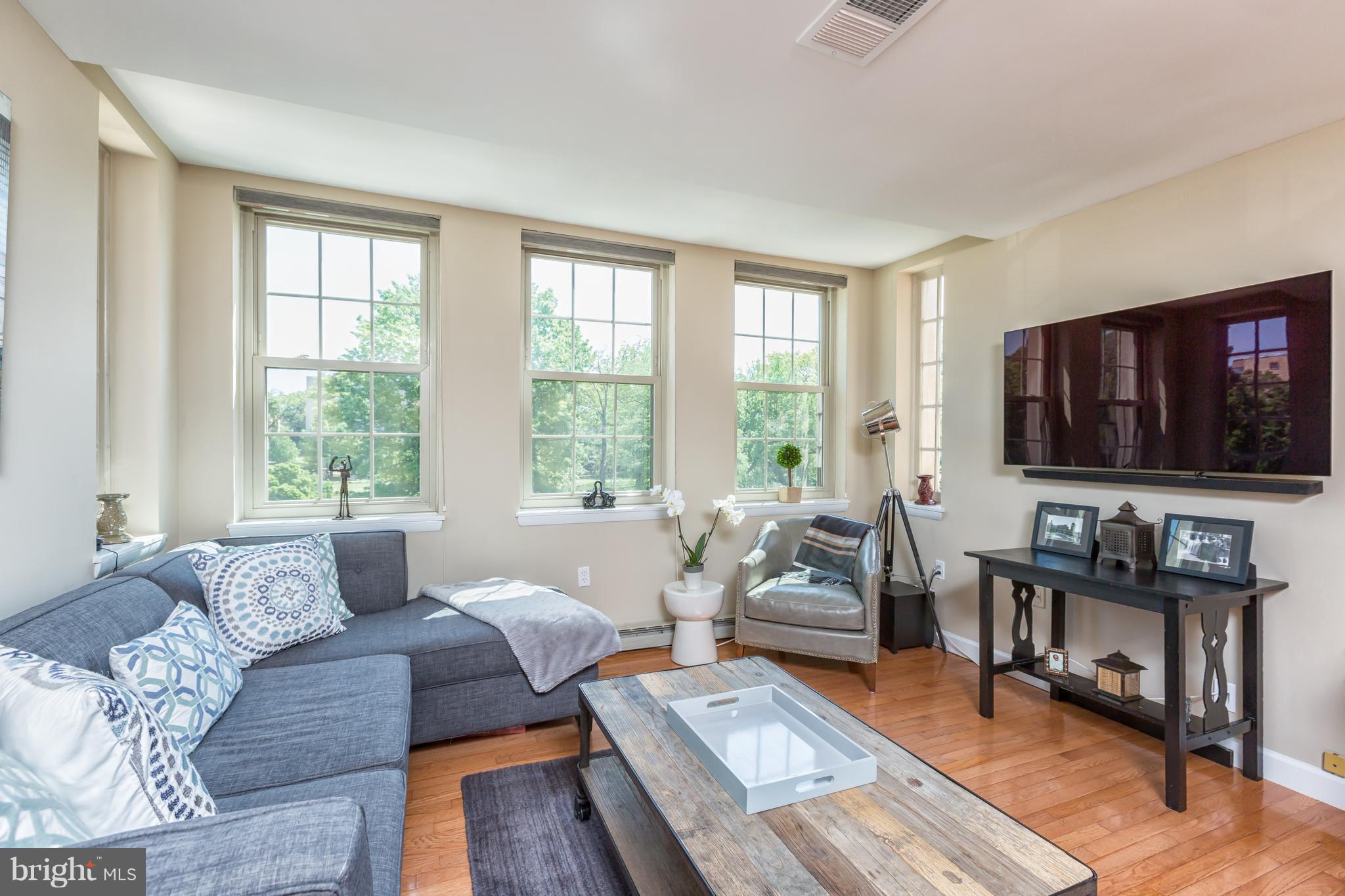2440 16th Street Northwest, Unit 402 Washington, DC 20009 - Photo 3 of 20 Living Room
