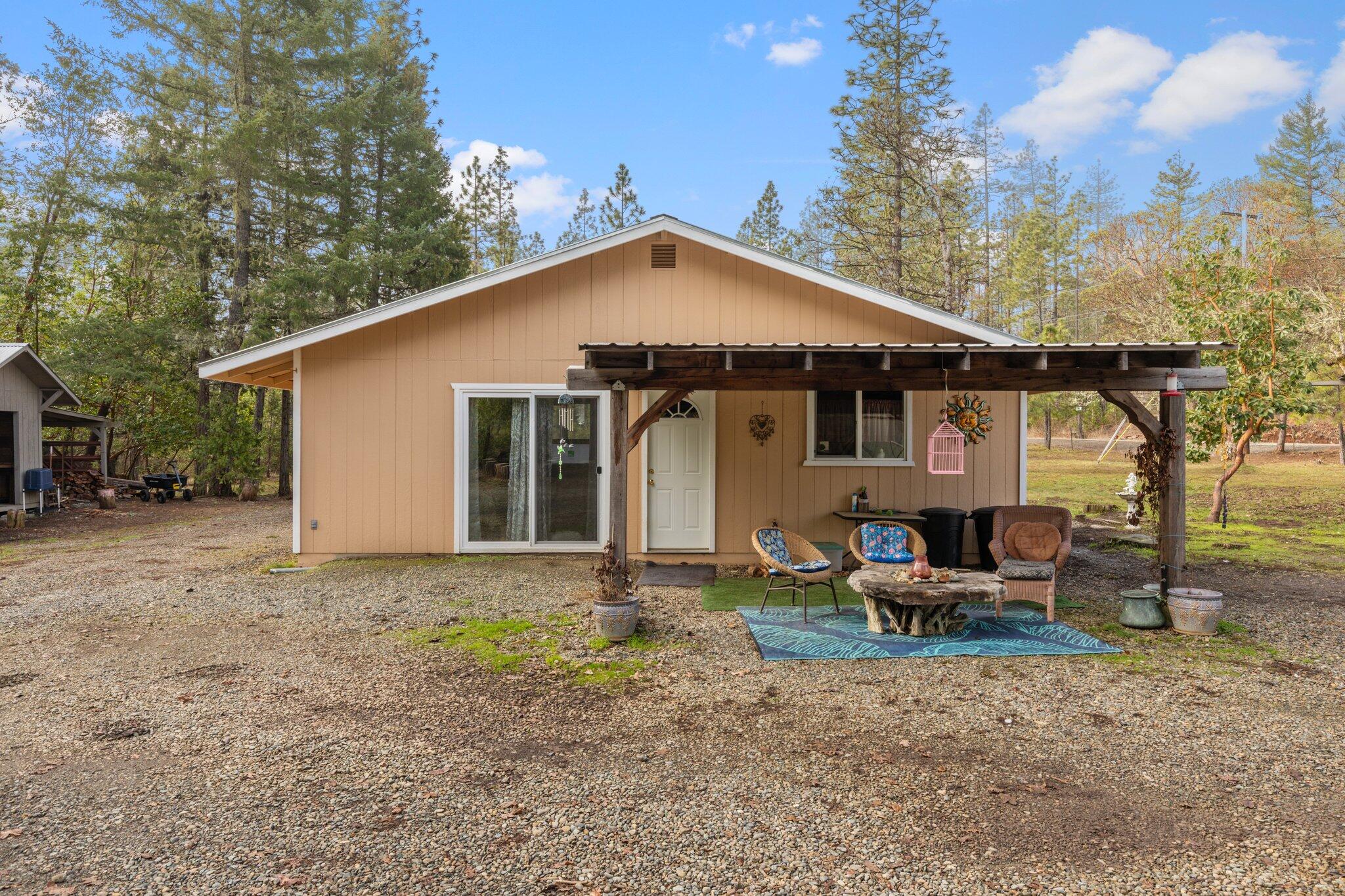 5445 West Side Road Cave Junction, OR 97523 - Photo 15 of 50 15-web-or-mls-WCIL0083