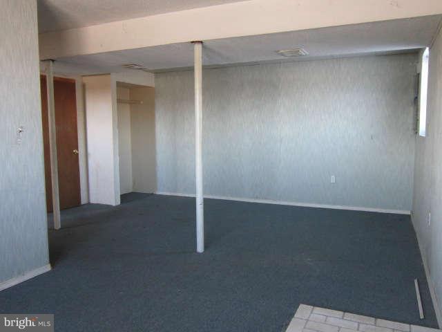 2255 Johnsons Mill Road Berkeley Springs, WV 25411 - Photo 10 of 12 Family Room