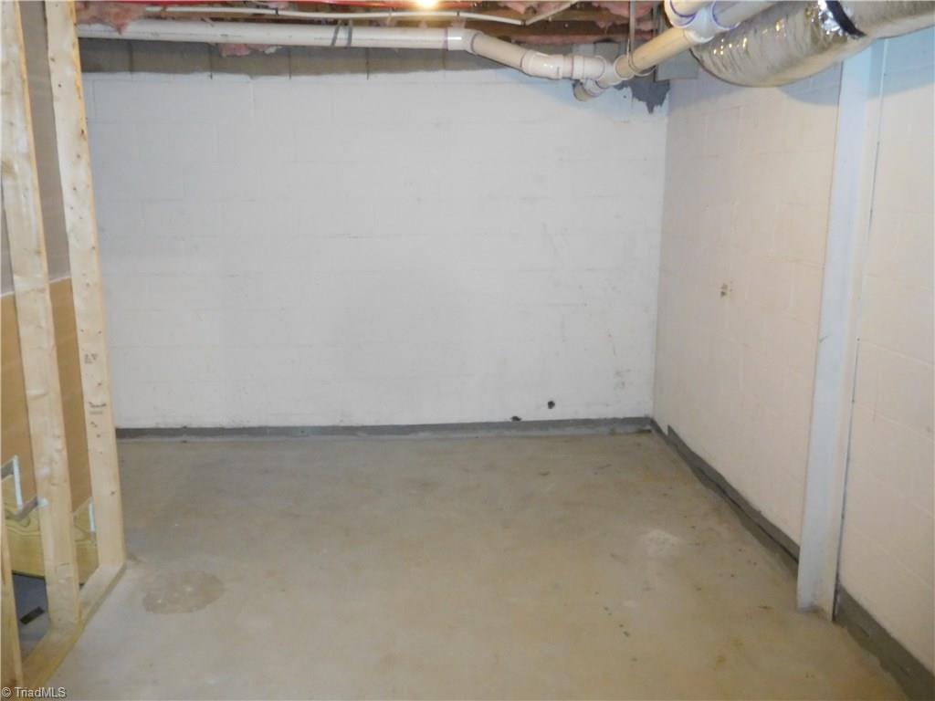 255 Jones Road Winston-Salem, NC 27107 - Photo 19 of 26 Basement.