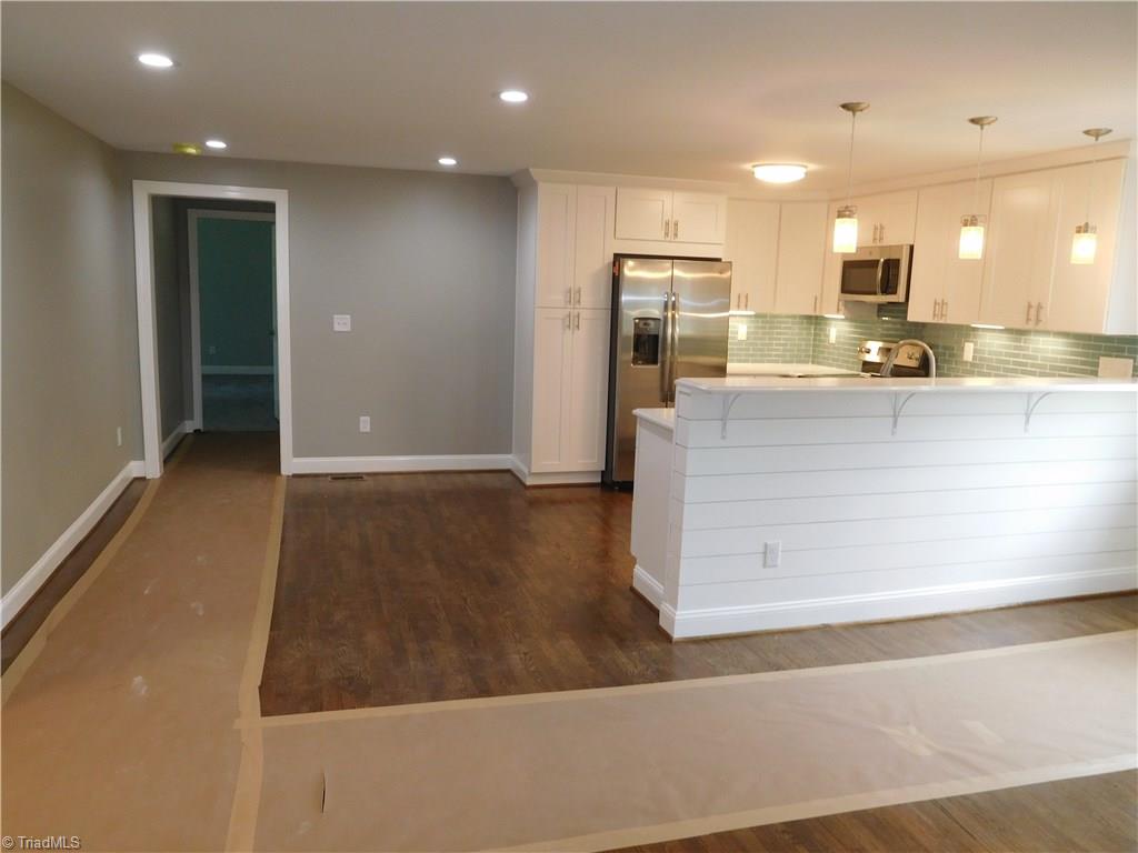 255 Jones Road Winston-Salem, NC 27107 - Photo 10 of 26 View of Kitchen & Dining room from LR.