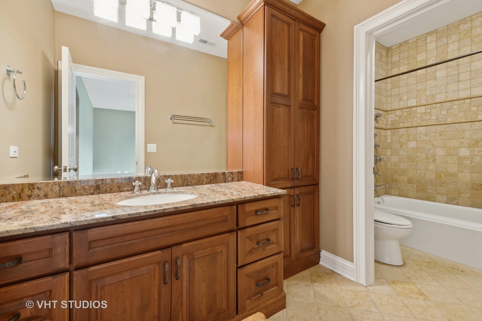 204 Spring Creek Road Barrington Hills, IL 60010 - Photo 47 of 66 Gallery Image 47