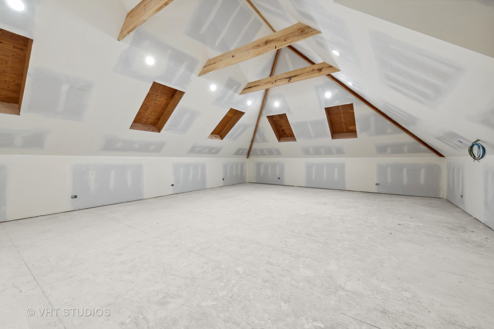 204 Spring Creek Road Barrington Hills, IL 60010 - Photo 52 of 66 Gallery Image 52