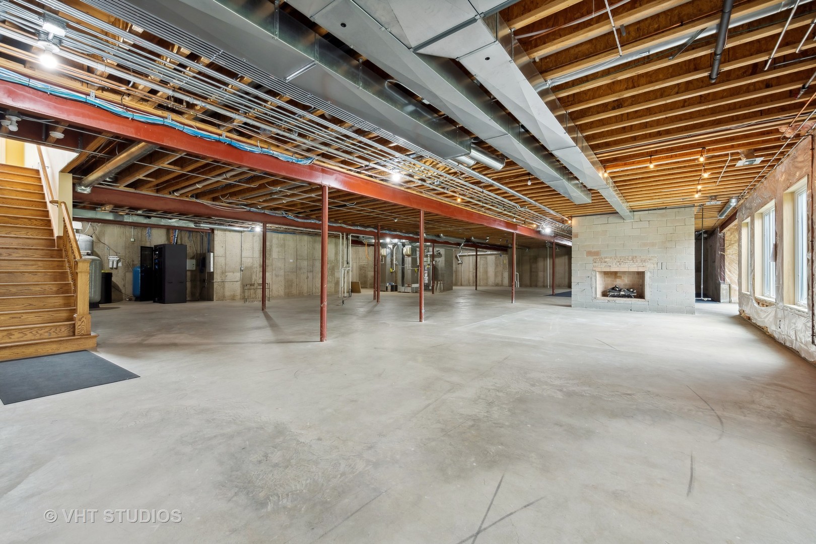 204 Spring Creek Road Barrington Hills, IL 60010 - Photo 53 of 66 Gallery Image 53