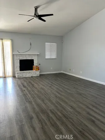 $2,700 | 13250 Ivanpah Road, Apple Valley, CA 92308