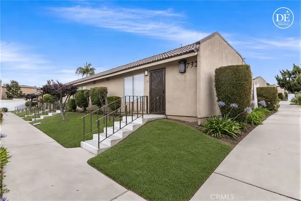 $2,600 | 732 West Lambert Road, Unit 34, La Habra, CA 90631