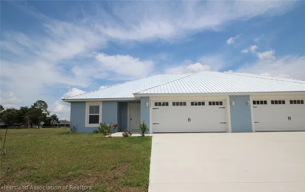$1,550 | 8203 Cozumel Lane, Sebring, FL 33876