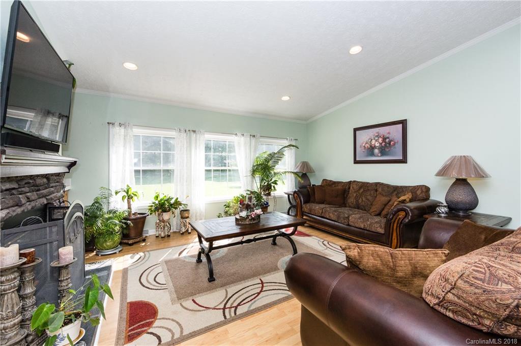 10220 Kerns Road Huntersville, NC 28078 - Photo 6 of 25 Gallery Image 6