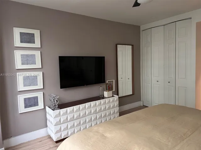 $3,100 | 1408 Brickell Bay Drive, Unit 217, Miami, FL 33131