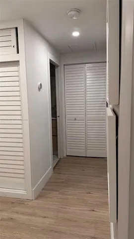 $3,100 | 1408 Brickell Bay Drive, Unit 217, Miami, FL 33131