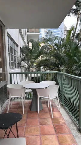 $3,100 | 1408 Brickell Bay Drive, Unit 217, Miami, FL 33131