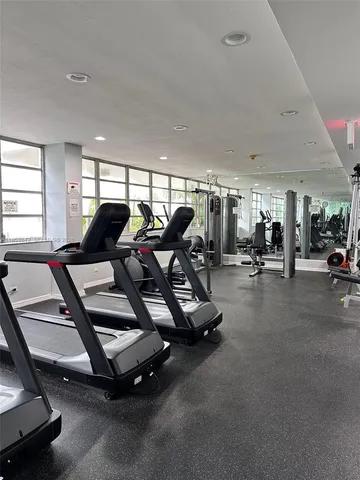 $3,100 | 1408 Brickell Bay Drive, Unit 217, Miami, FL 33131