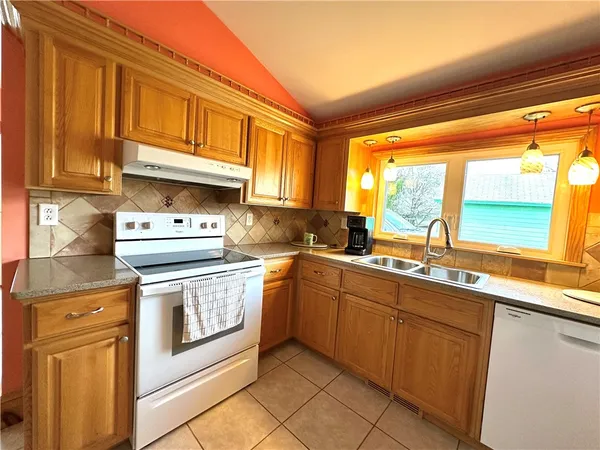 $199,000 | 34 Church Street, Bath, NY 14879