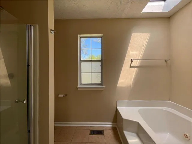 $2,450 | 11255 Abbotts Station Drive, Duluth, GA 30097