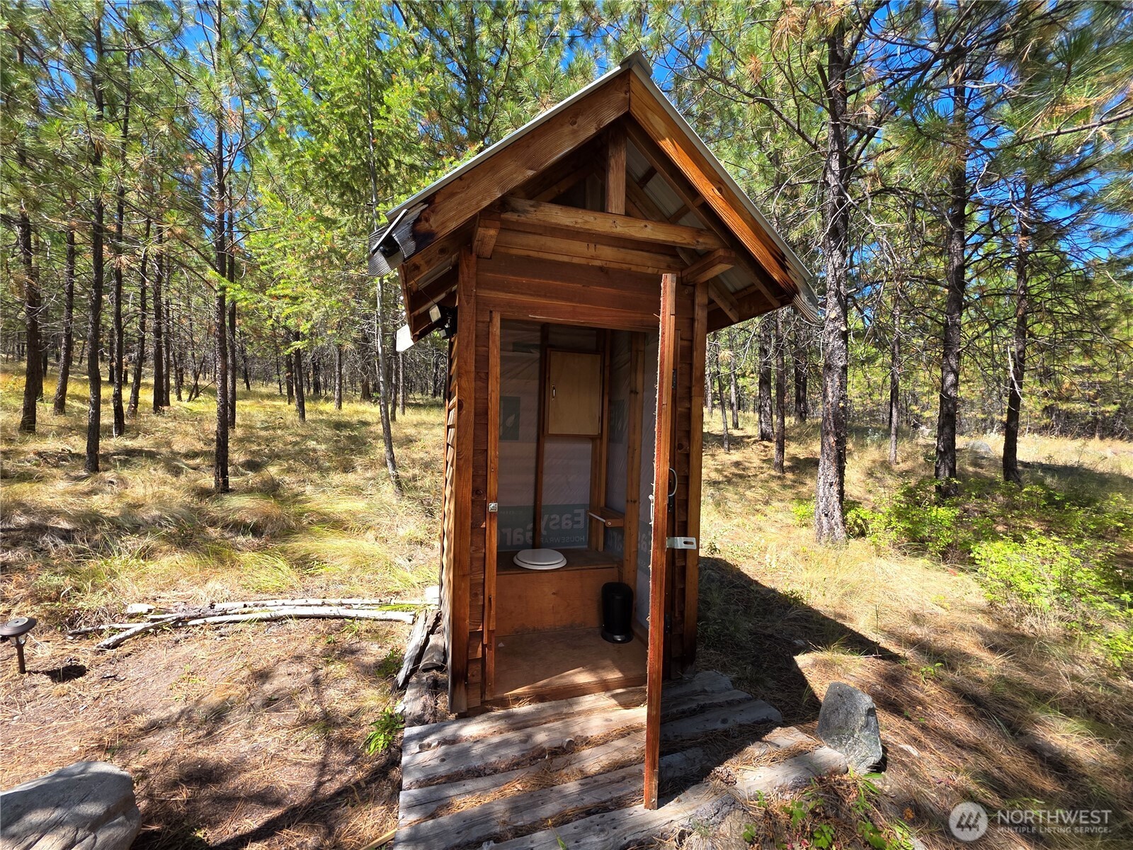 330 Bench Creek Road Tonasket, WA 98855 - Photo 11 of 28