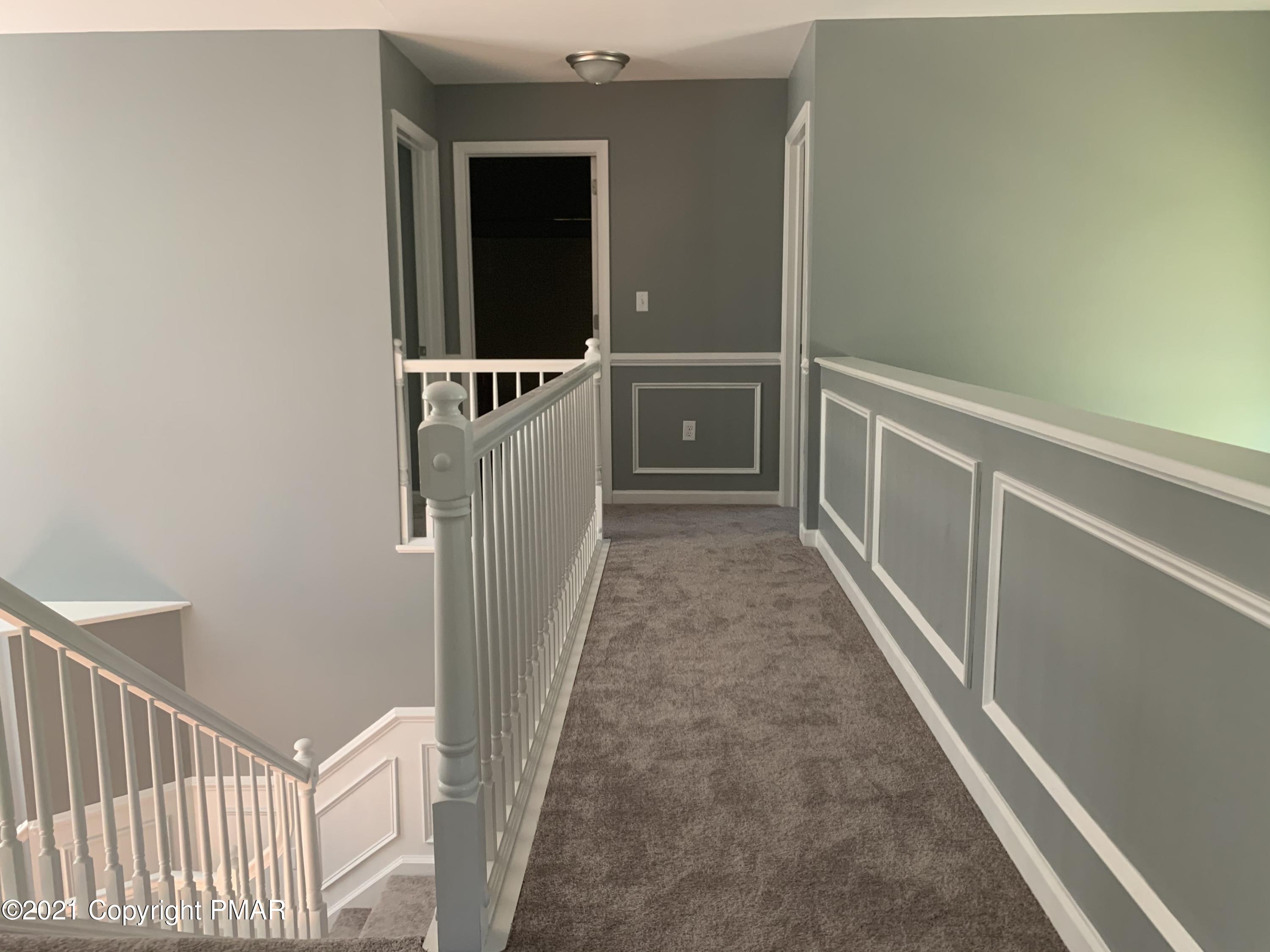 136 Pike Road Bushkill, PA 18324 - Photo 24 of 35 a view of a hallway