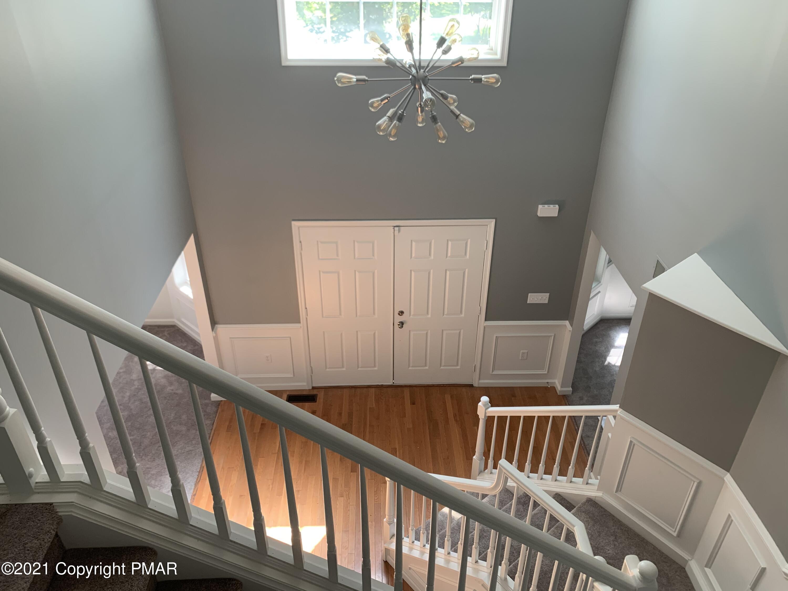 136 Pike Road Bushkill, PA 18324 - Photo 27 of 35 a view of entryway