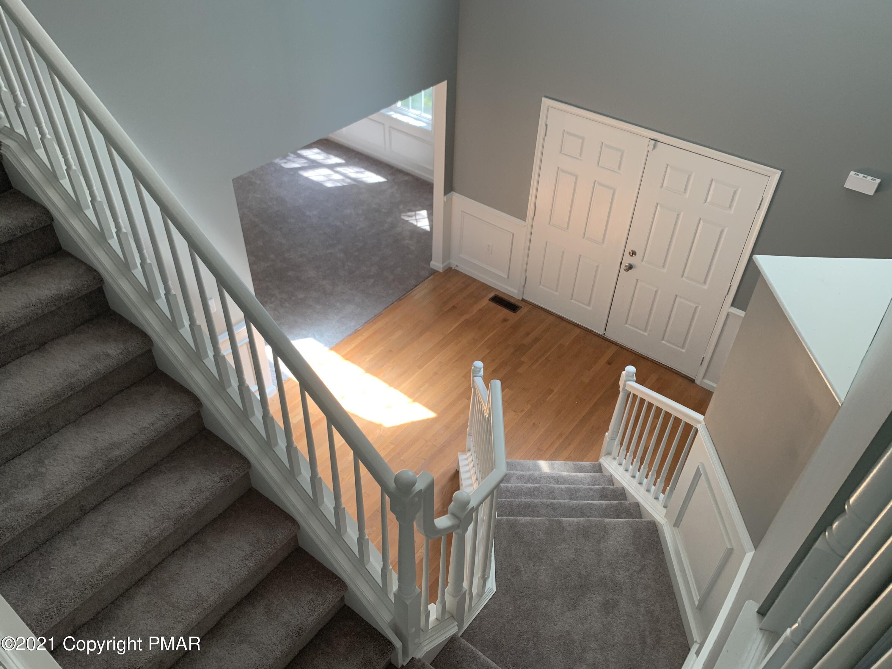 136 Pike Road Bushkill, PA 18324 - Photo 28 of 35 a view of entryway