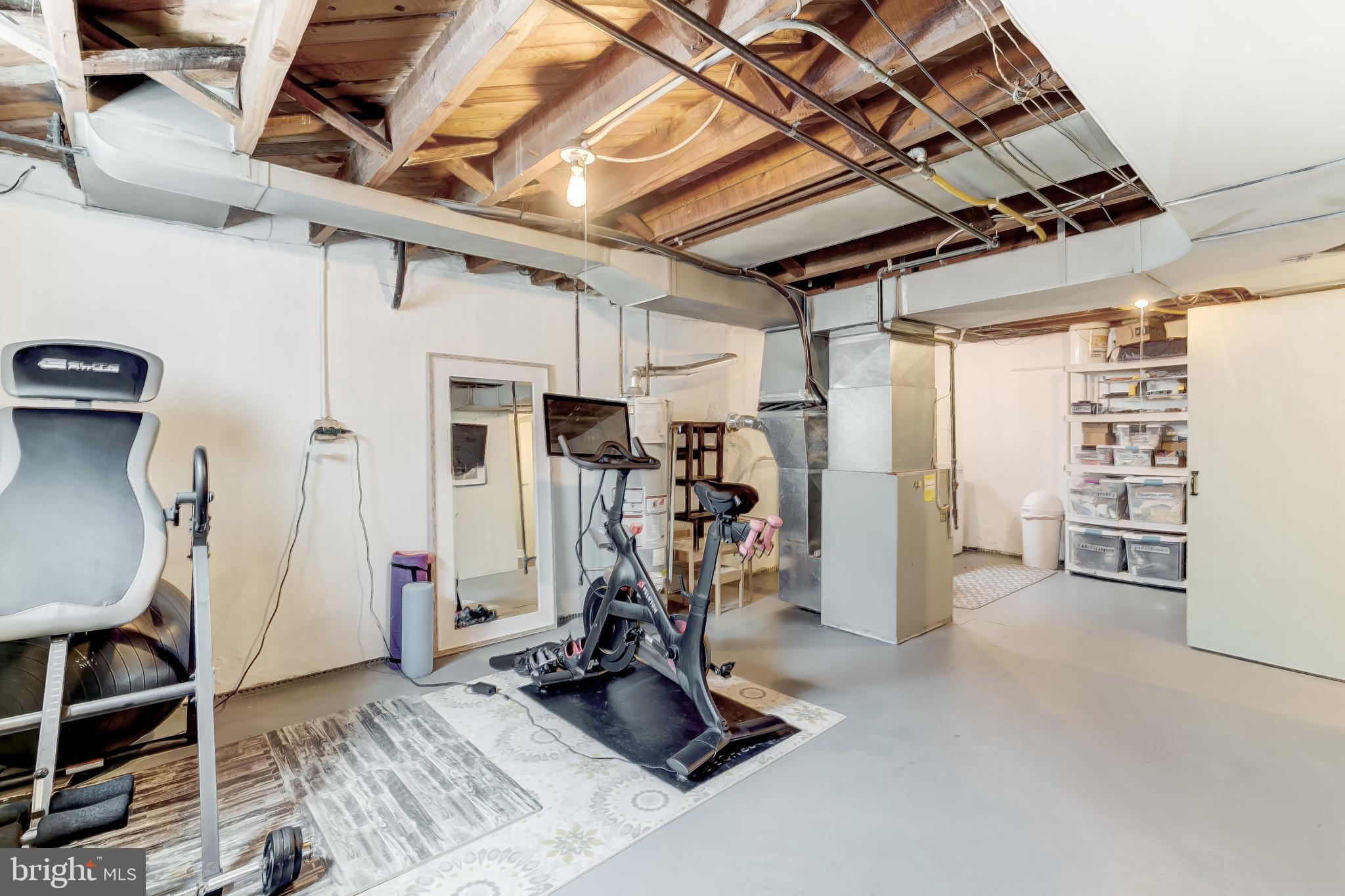 322 Broadmoor Road Baltimore, MD 21212 - Photo 41 of 49 There's even room for your exercise equipment.