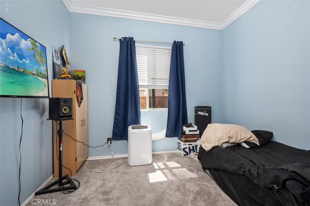 185 Alabaster Loop Perris, CA 92570 - Photo 16 of 36