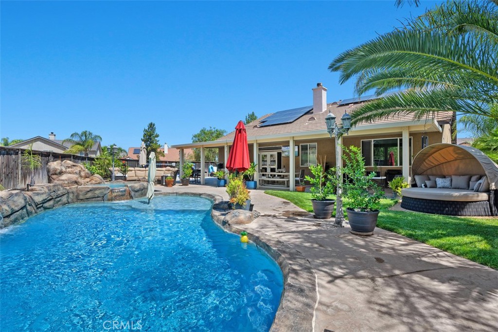 185 Alabaster Loop Perris, CA 92570 - Photo 25 of 36