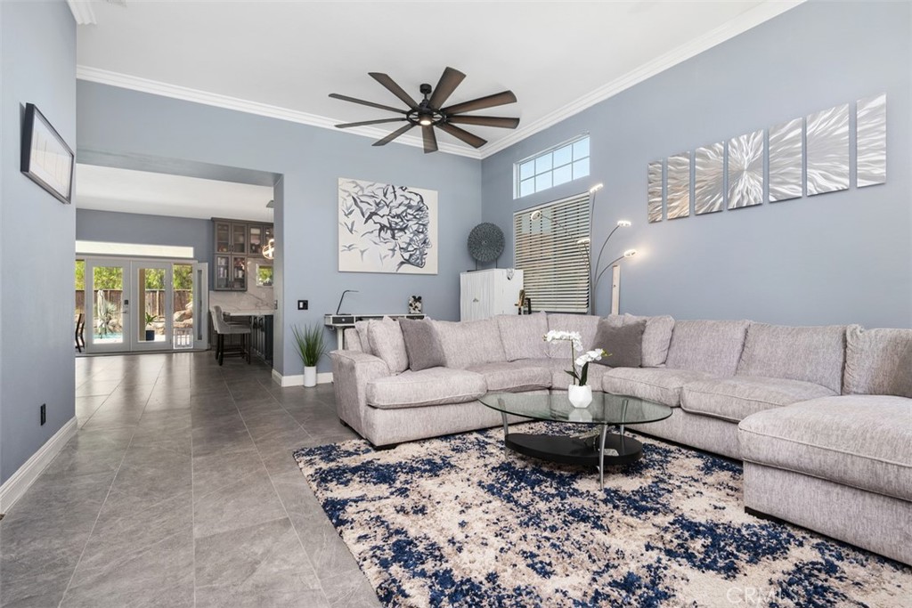 185 Alabaster Loop Perris, CA 92570 - Photo 5 of 36