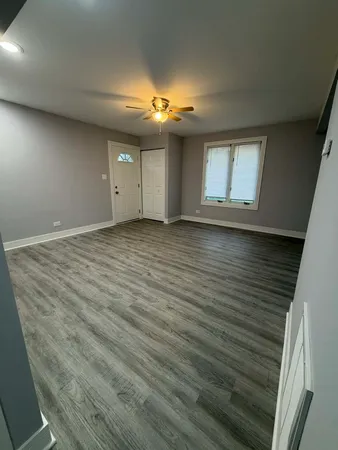$2,000 | 10429 Austin Avenue, Unit A, Oak Lawn, IL 60453
