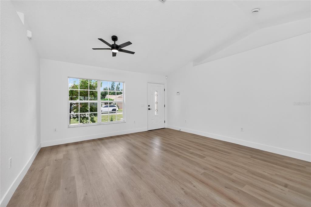 264 Periwinkle Road Venice, FL 34293 - Photo 11 of 56