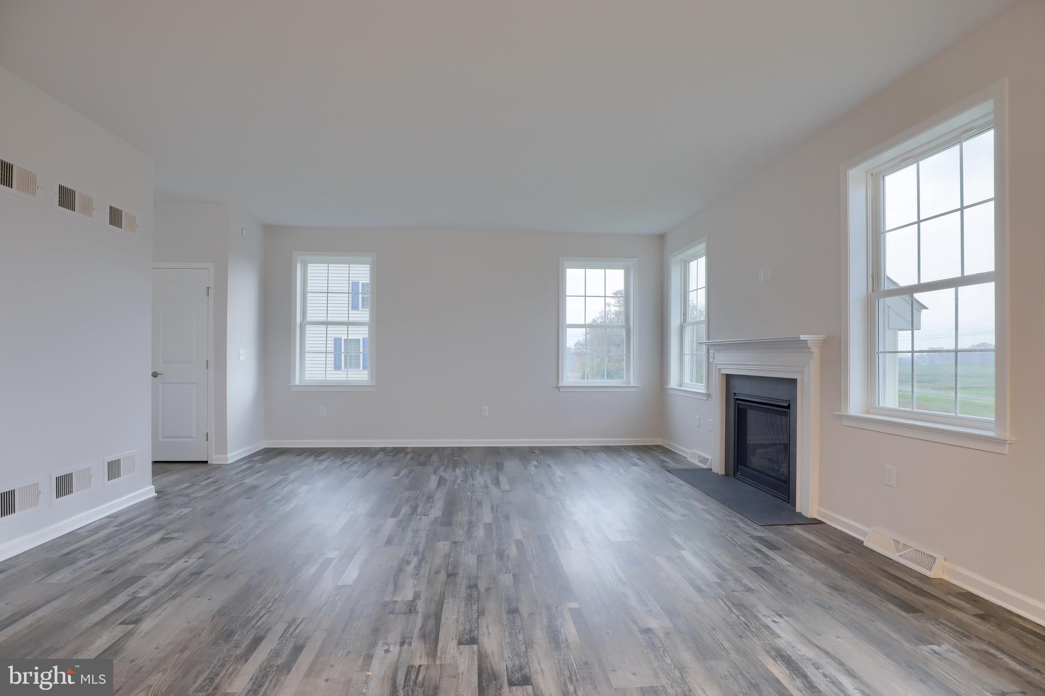 610 White Chapel Road, Unit 30 Lancaster, PA 17603 - Photo 4 of 29 Picture of a similar Home