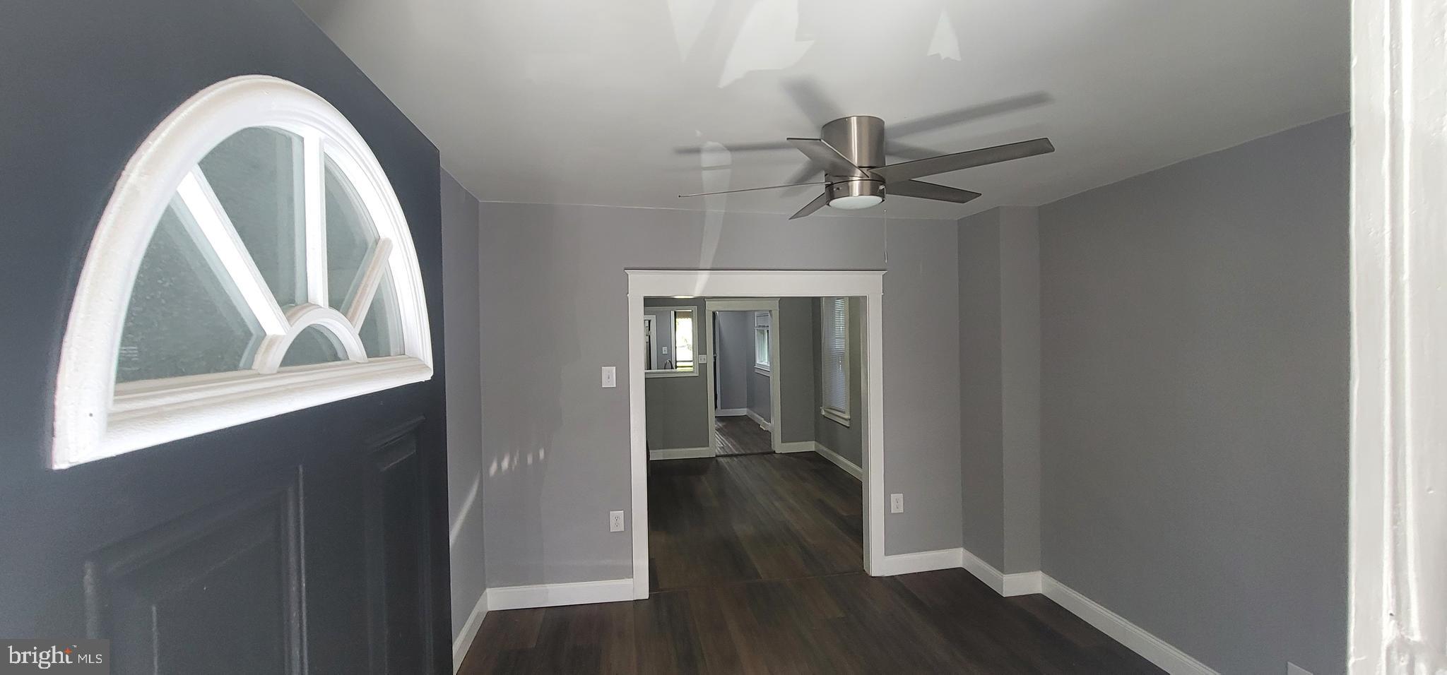 603 Maple Street Reading, PA 19602 - Photo 4 of 25