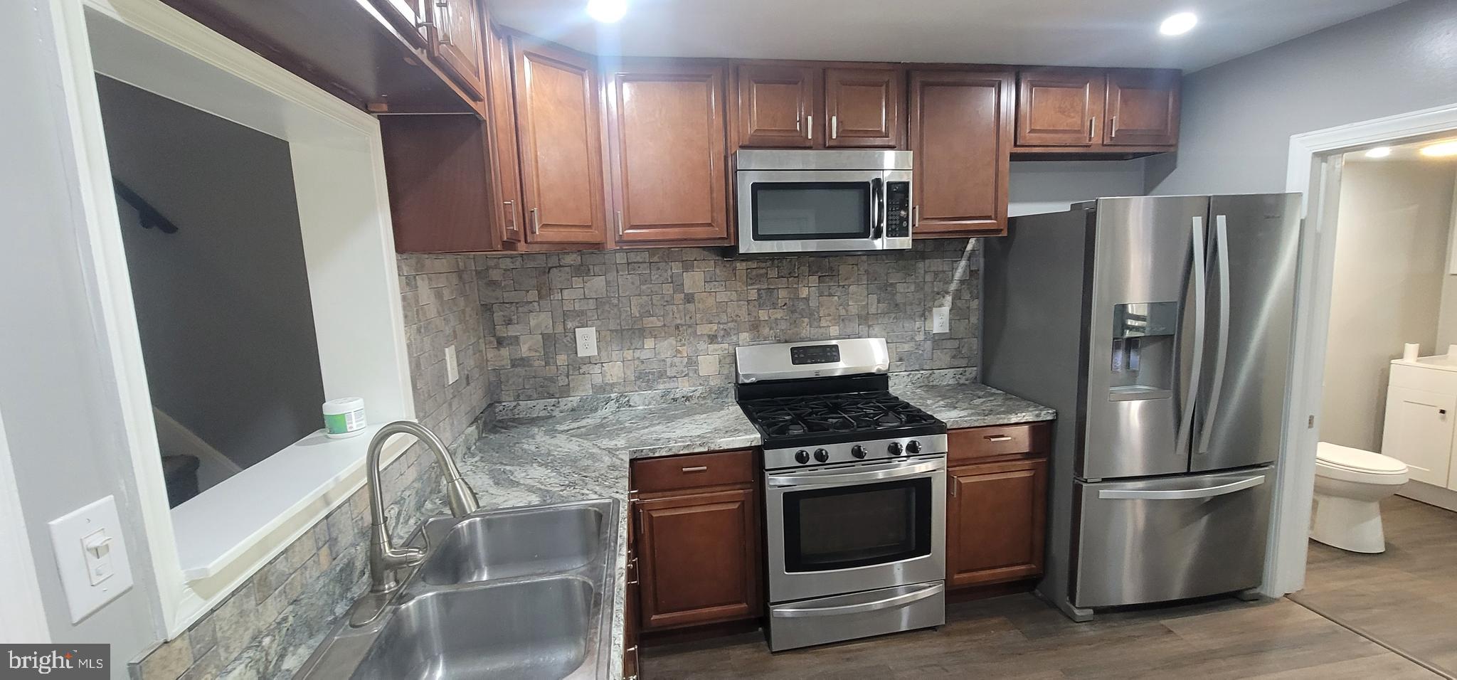 603 Maple Street Reading, PA 19602 - Photo 8 of 25