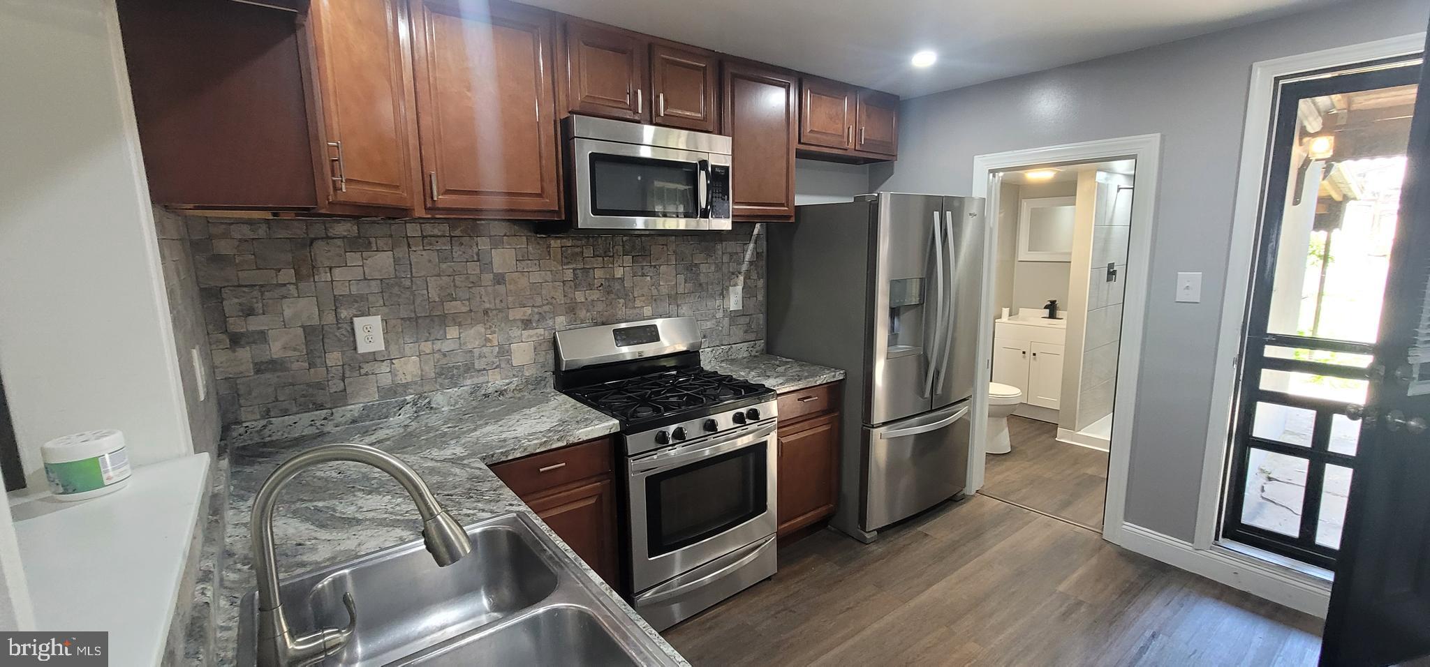 603 Maple Street Reading, PA 19602 - Photo 9 of 25