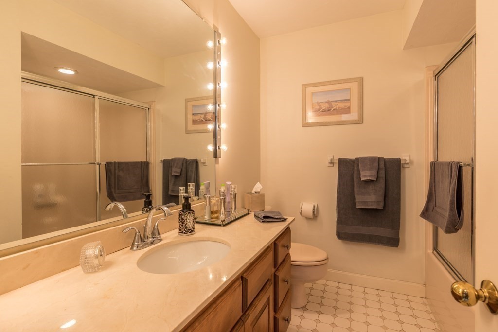 33 Eastern Point Drive, Unit 33 Shrewsbury, MA 01545 - Photo 20 of 36