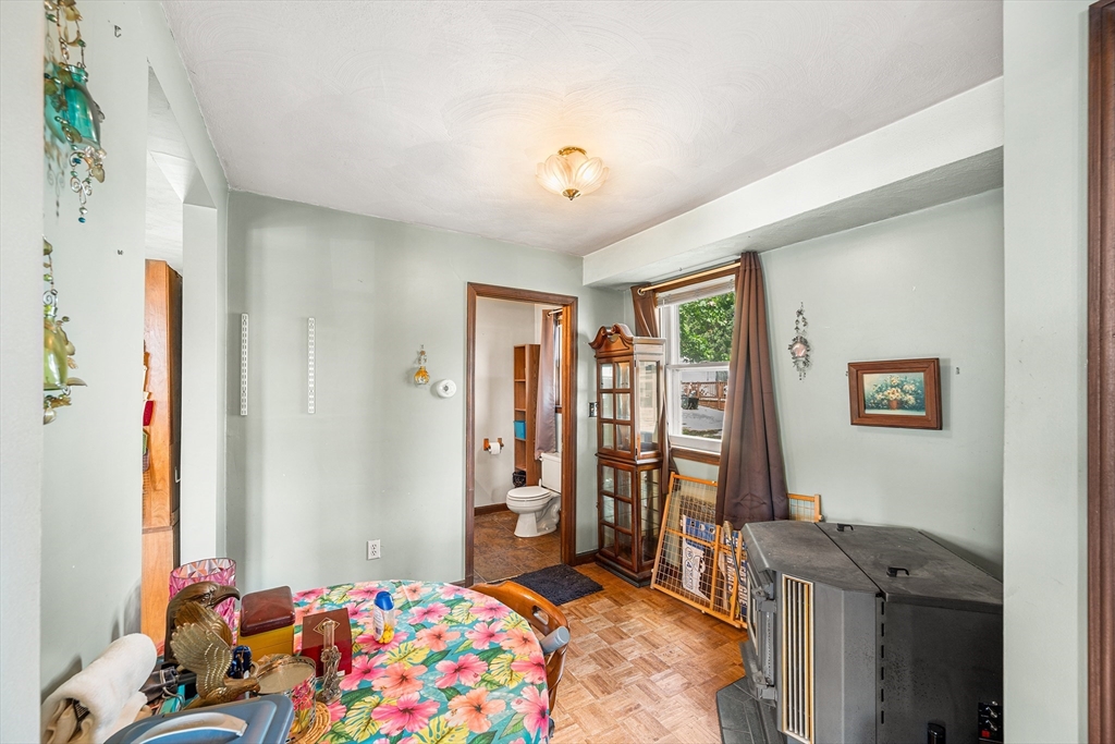 8 Myrtle Street Lynn, MA 01905 - Photo 10 of 36