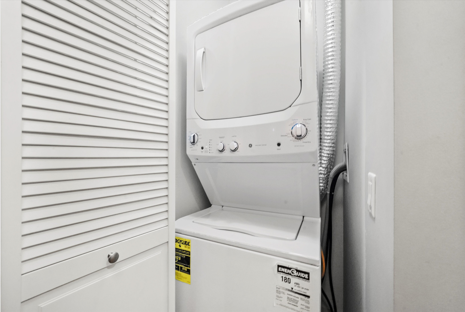 125 South Green Street, Unit 806A Chicago, IL 60607 - Photo 22 of 35