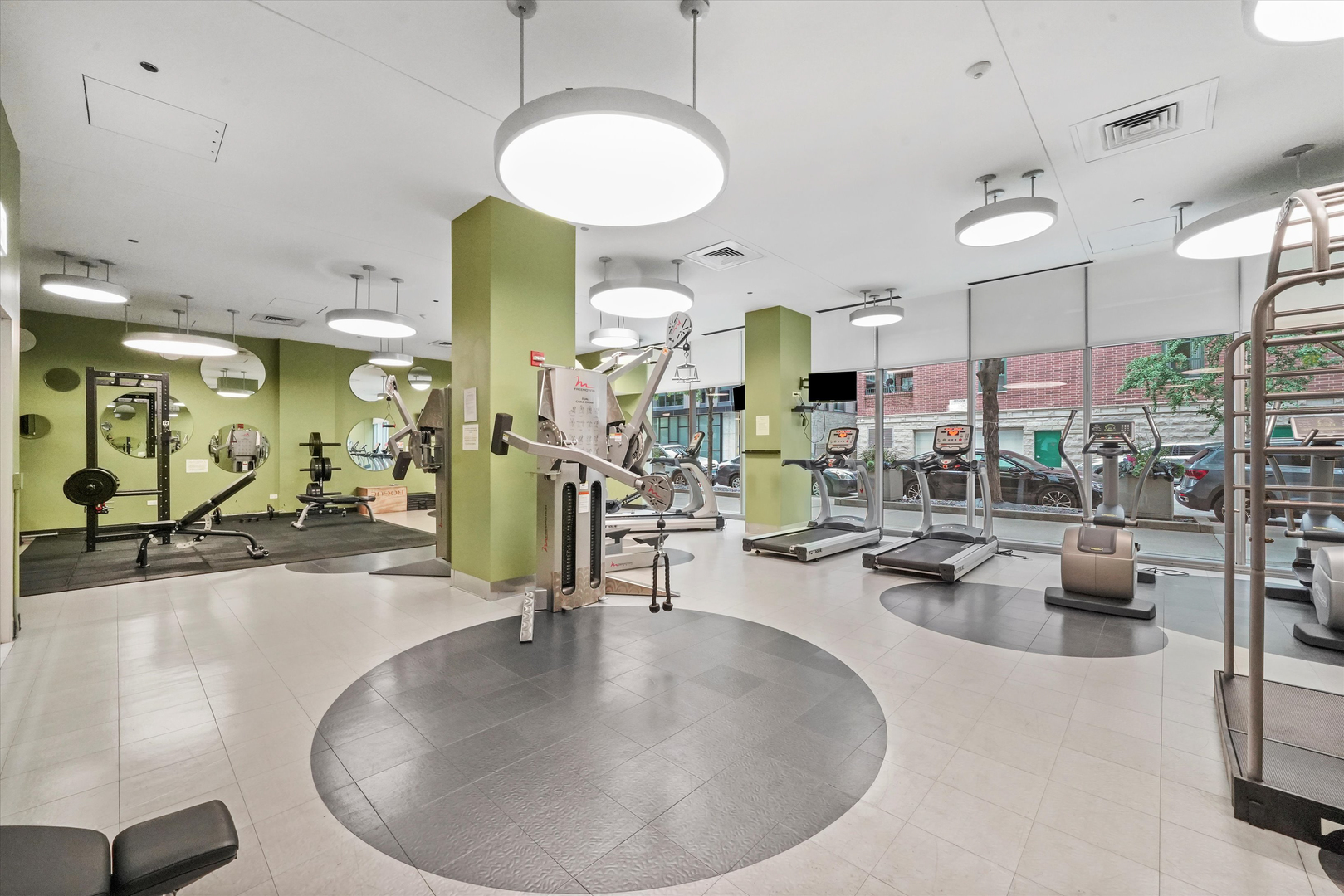 125 South Green Street, Unit 806A Chicago, IL 60607 - Photo 23 of 35