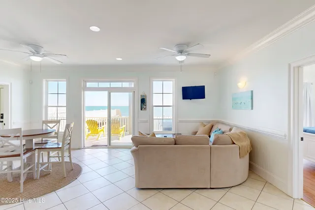 $2,499,000 | 39 Porpoise Place, North Topsail Beach, NC 28460