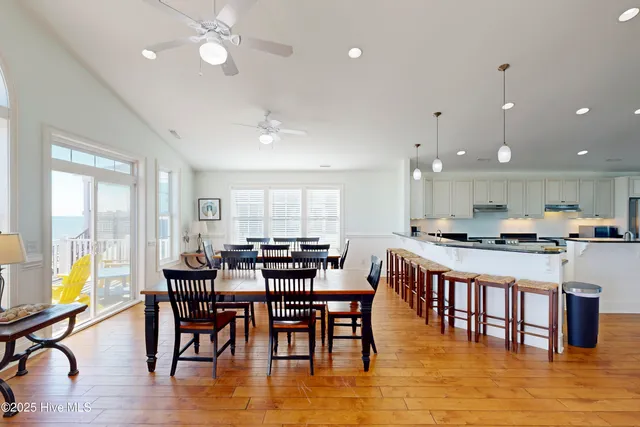 $2,499,000 | 39 Porpoise Place, North Topsail Beach, NC 28460