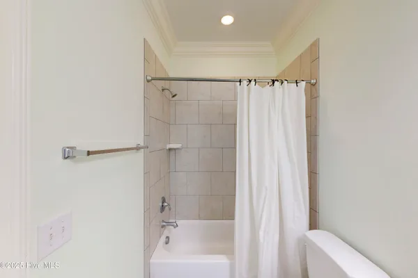 $2,295,000 | 39 Porpoise Place, North Topsail Beach, NC 28460