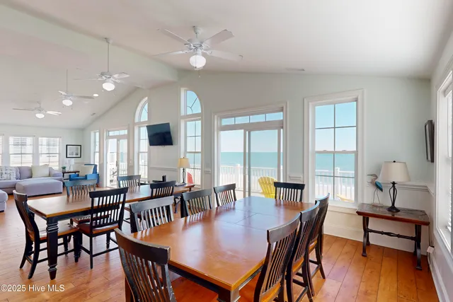 $2,499,000 | 39 Porpoise Place, North Topsail Beach, NC 28460