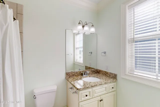 $2,499,000 | 39 Porpoise Place, North Topsail Beach, NC 28460