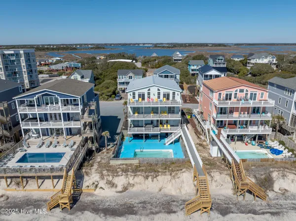 $2,295,000 | 39 Porpoise Place, North Topsail Beach, NC 28460
