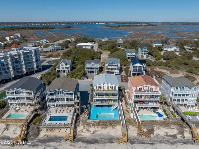 $2,499,000 | 39 Porpoise Place, North Topsail Beach, NC 28460